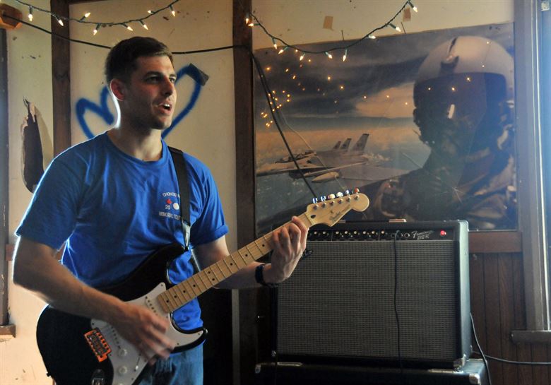 Bass Guitar for Rent